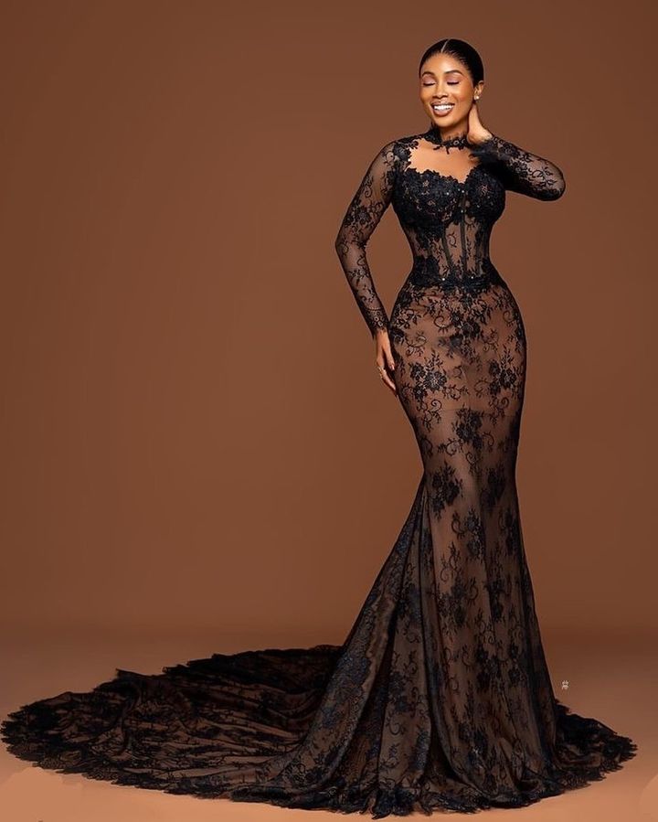 Trending Styles for Lace Gowns in Nigeria